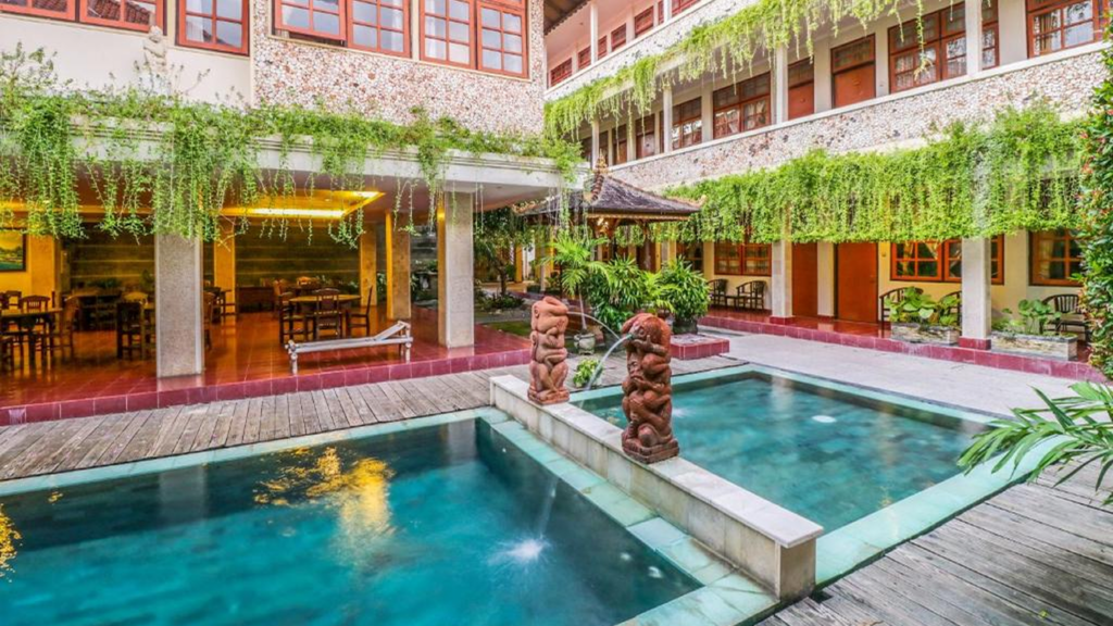 Catur Adi Putra Hotel