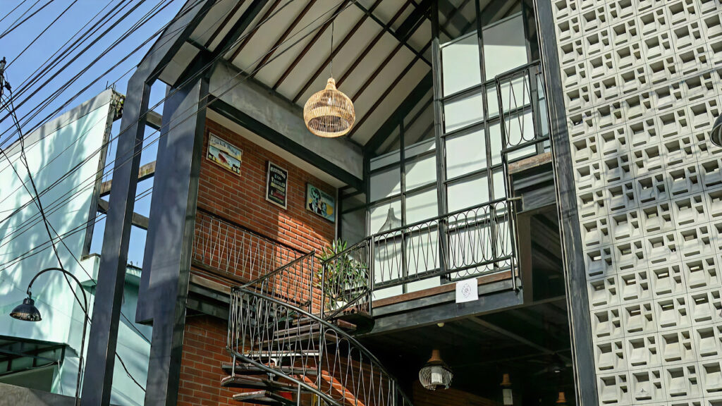 Lucky Per Friendly Family Coffee Ubud